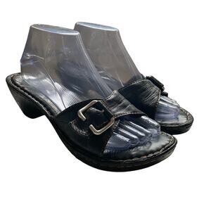 Women's BORN Black Leather Buckle Slides Size US 8 /  EU 39 Boho Festival Beachy